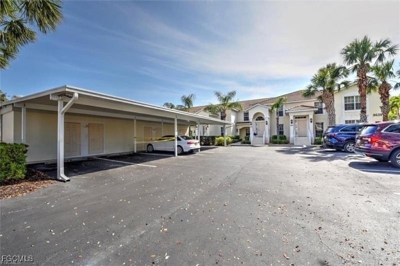 9639 Hemingway Lane - Photo 1