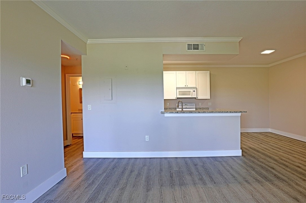 11480 Villa Grand - Photo 1