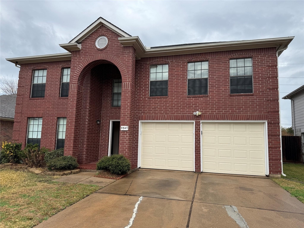 9347 Eaglewood Spring Drive - Photo 0