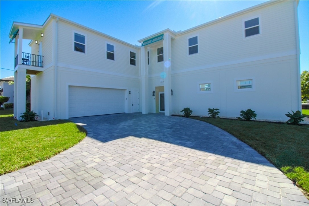 4879 Esplanade Street - Photo 2