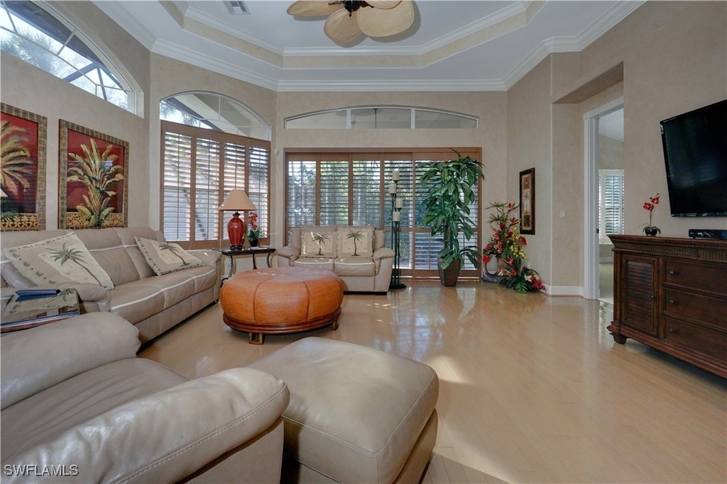 5065 Kensington High Street - Photo 2