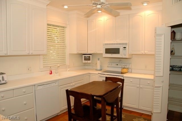 590 E Lake Drive - Photo 5