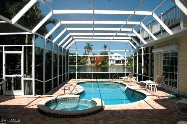 590 E Lake Drive - Photo 0
