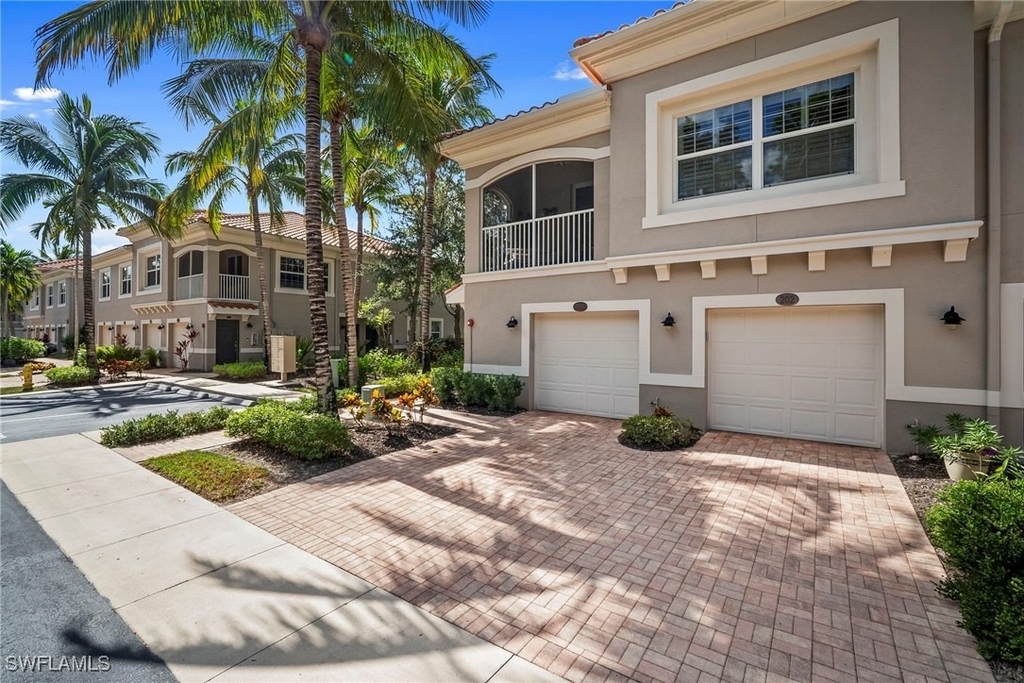 23520 Alamanda Drive - Photo 4