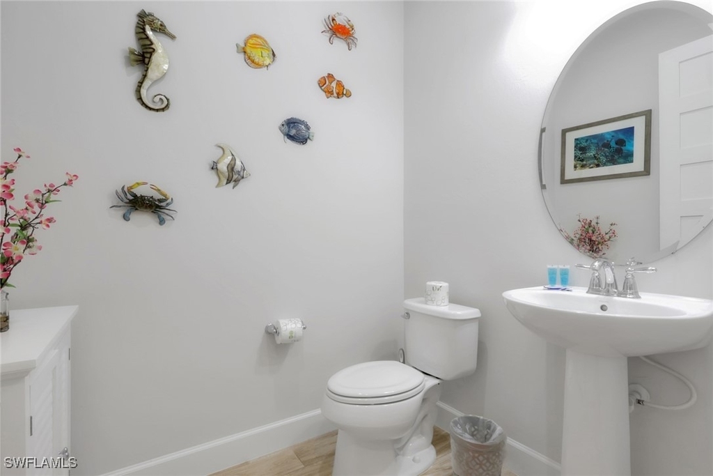 6394 Warwick Avenue - Photo 20