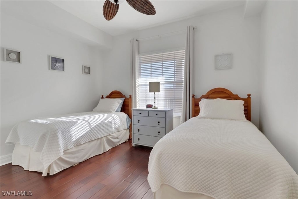 401 Bayfront Place - Photo 5