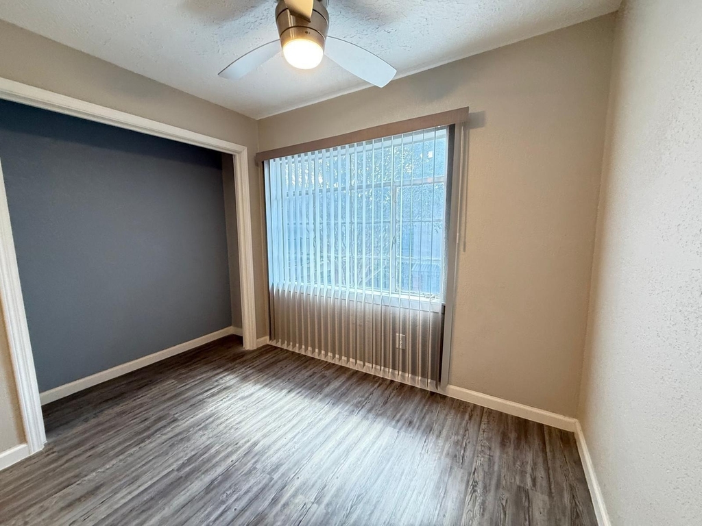 2501 Yoakum Boulevard - Photo 5