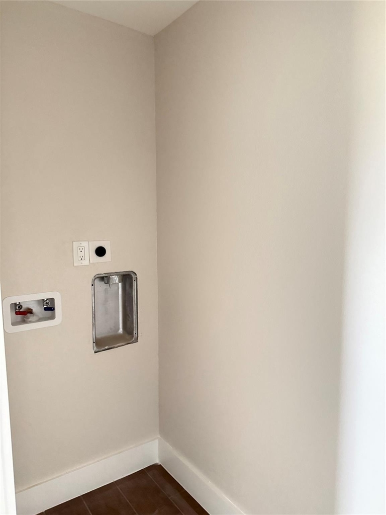 5924 Honeysuckle Drive - Photo 18