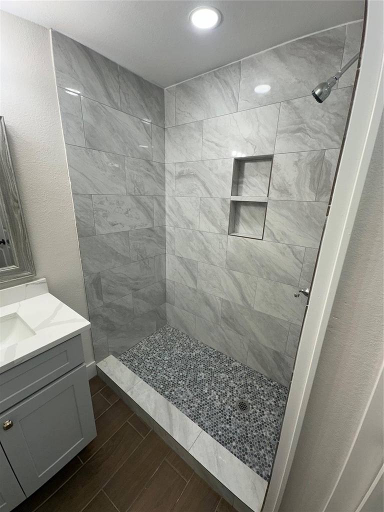 5924 Honeysuckle Drive - Photo 10