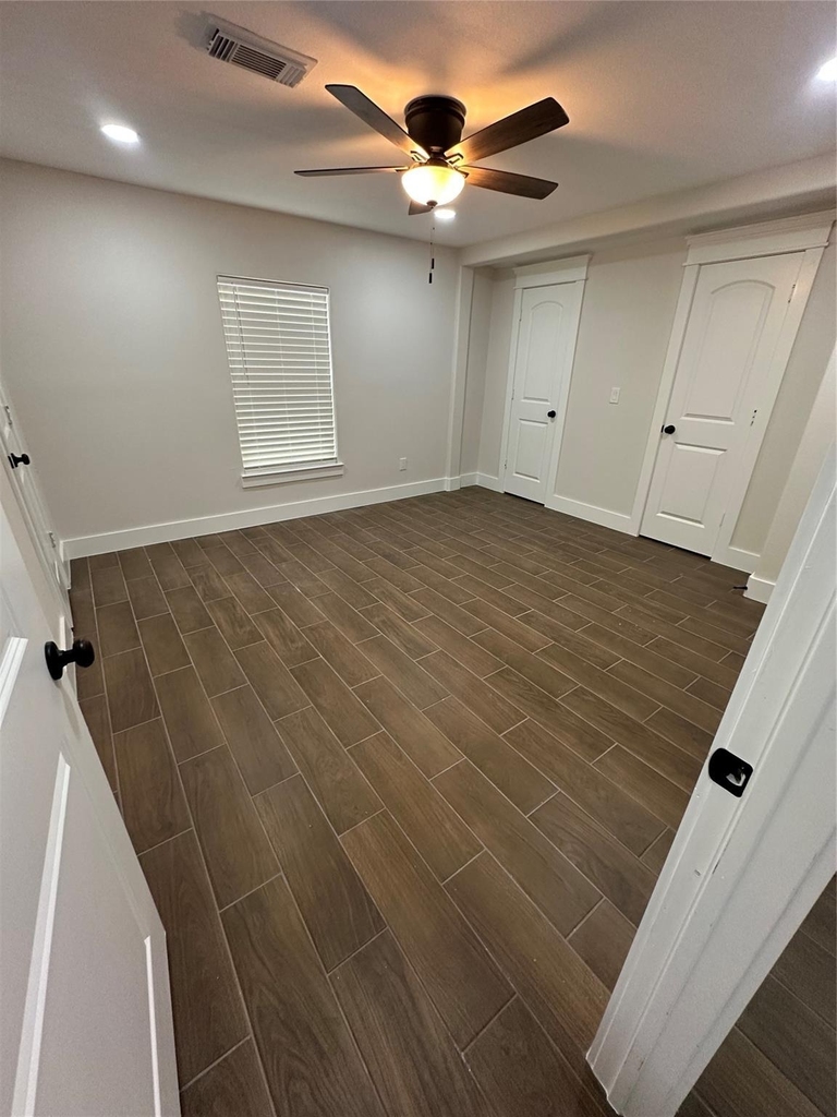 5924 Honeysuckle Drive - Photo 8