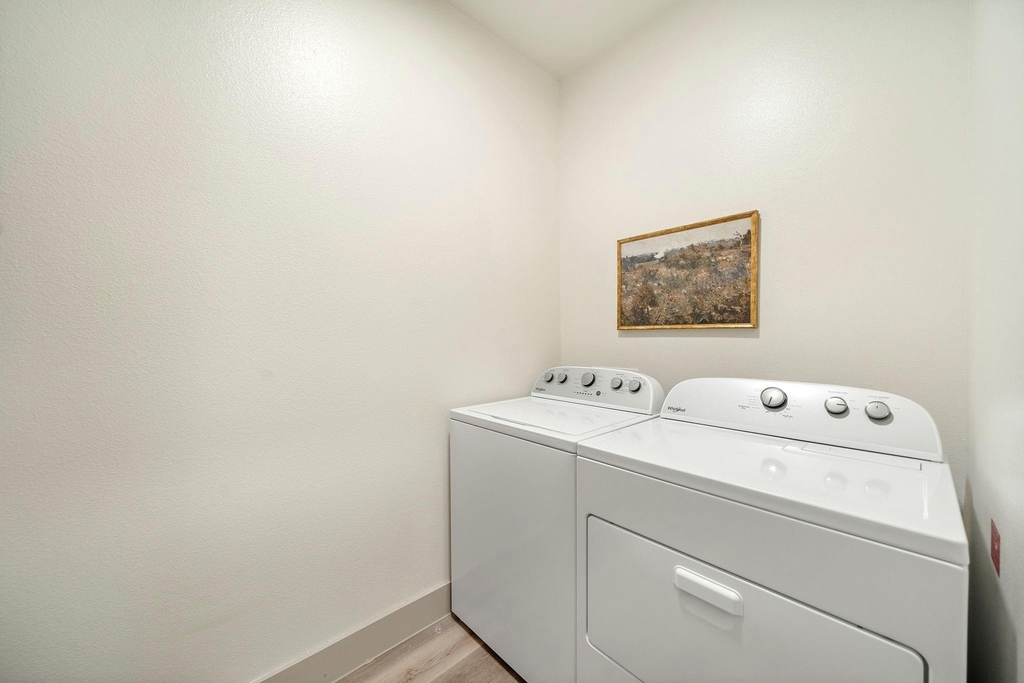 10485 League Line Road - Photo 7