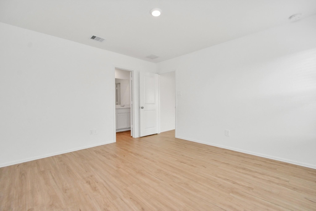 24207 Becker Hollow Lane - Photo 13