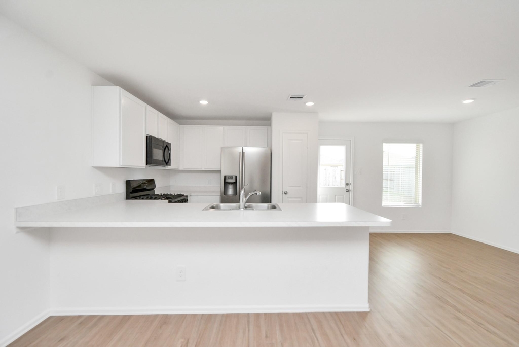 24207 Becker Hollow Lane - Photo 6