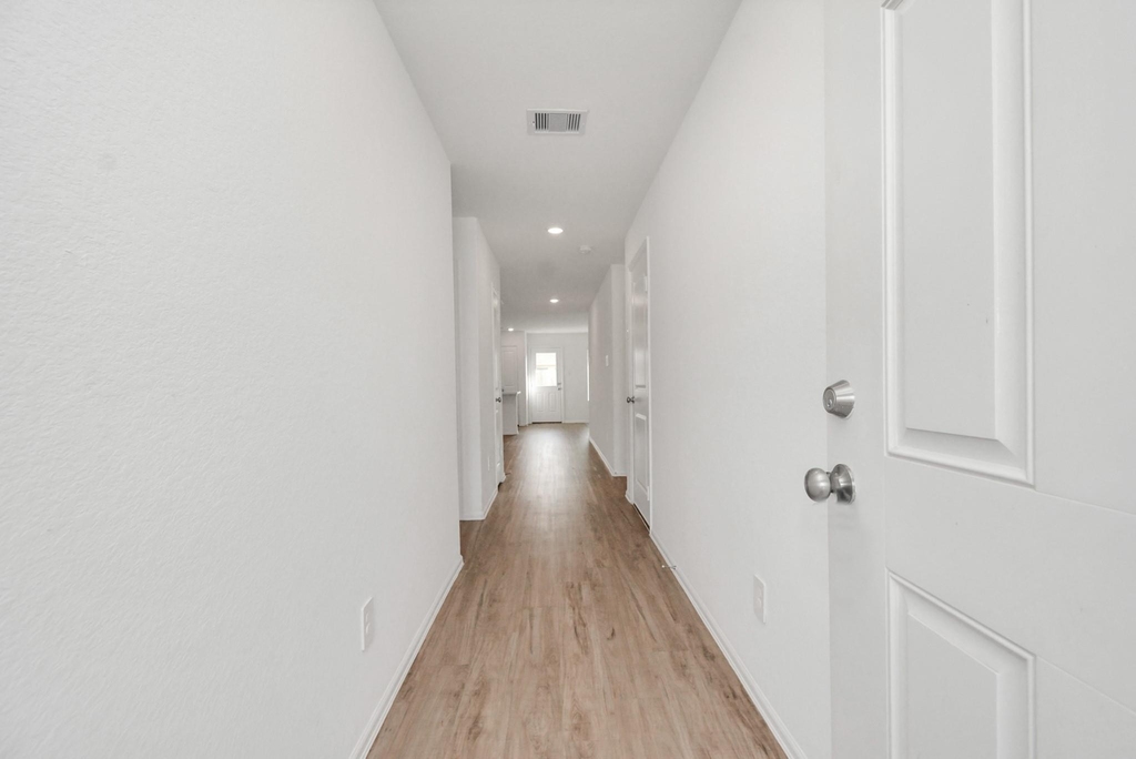 24207 Becker Hollow Lane - Photo 2