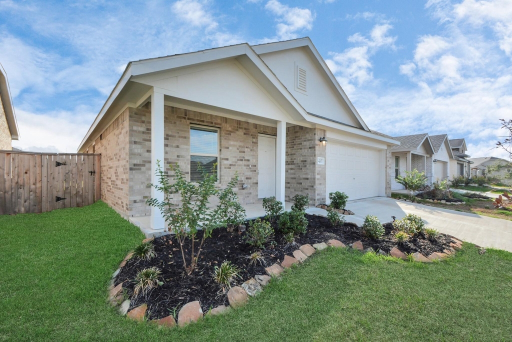 24207 Becker Hollow Lane - Photo 1