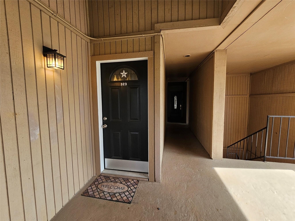 15575 Marina Drive - Photo 5