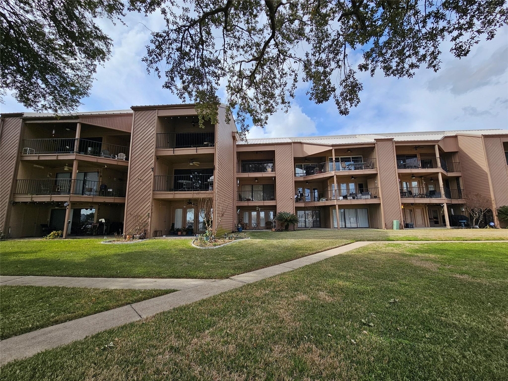 15575 Marina Drive - Photo 36