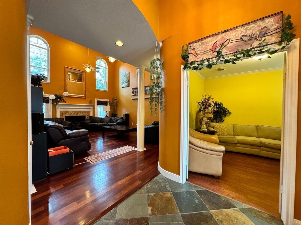 9303 Bent Spur Lane - Photo 3