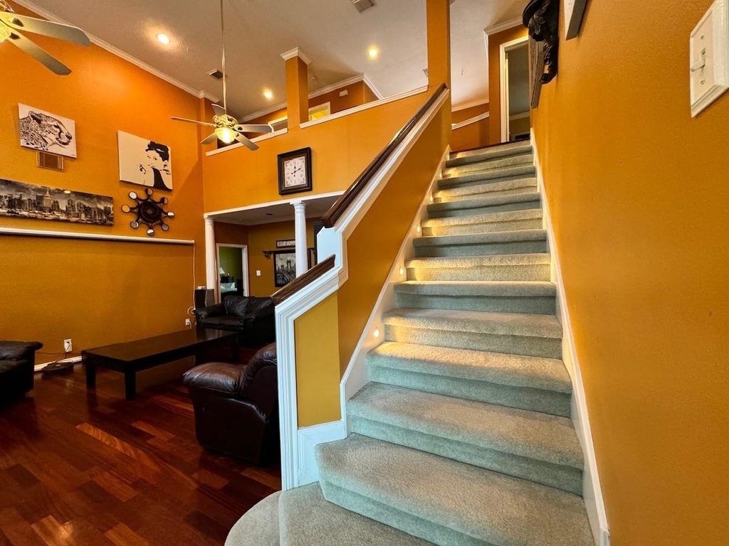 9303 Bent Spur Lane - Photo 18