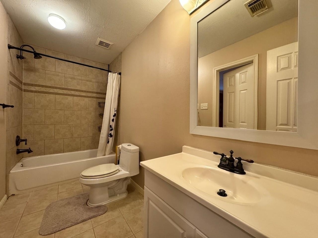9303 Bent Spur Lane - Photo 17