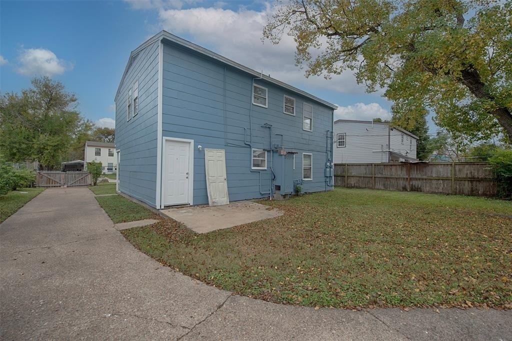 1211 1st Avenue N - Photo 18