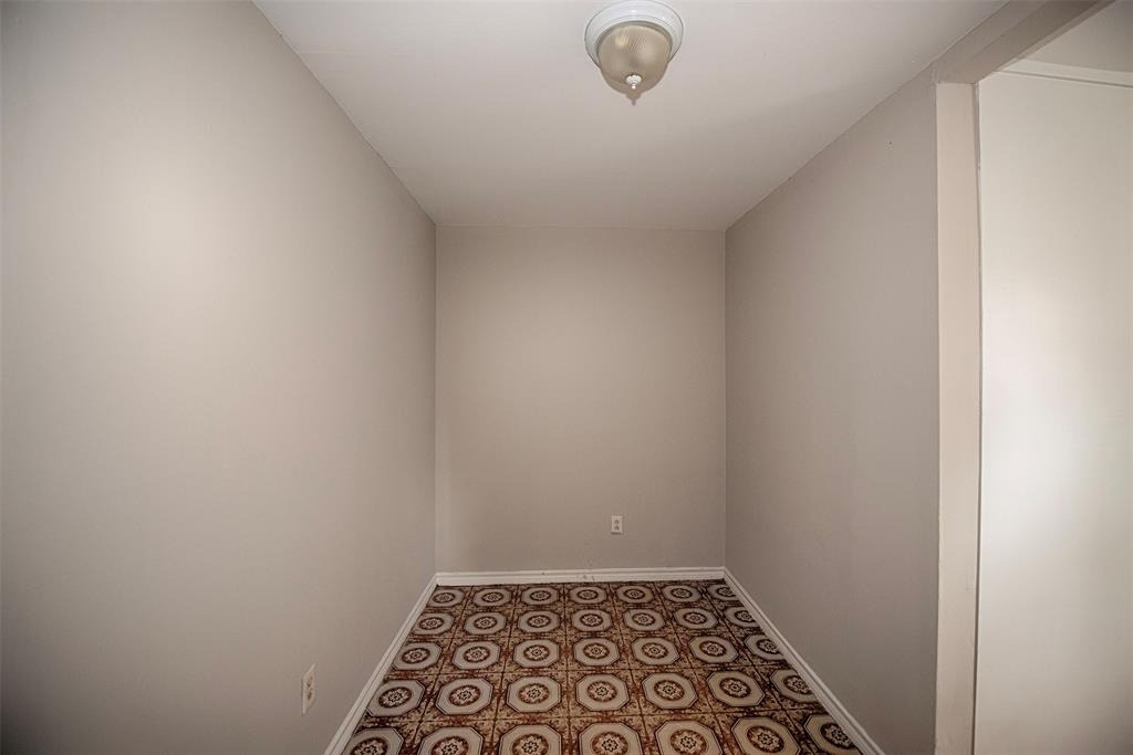 1211 1st Avenue N - Photo 10