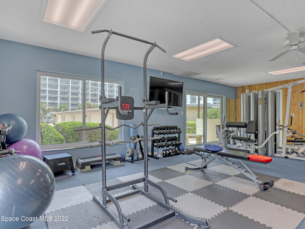 1860 N Atlantic Avenue - Photo 35