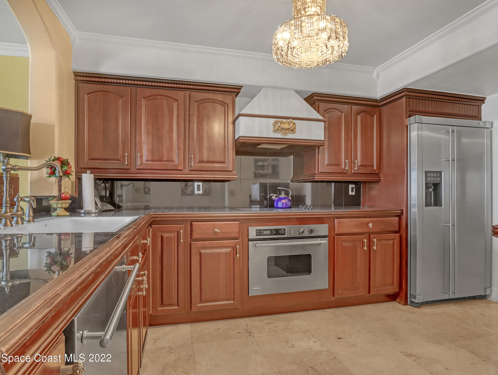 1860 N Atlantic Avenue - Photo 3