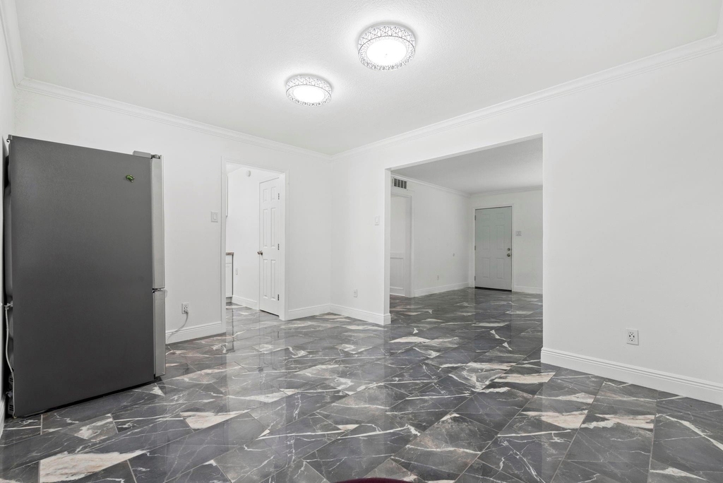 7900 Westheimer Road - Photo 11