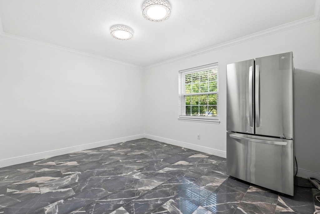7900 Westheimer Road - Photo 14