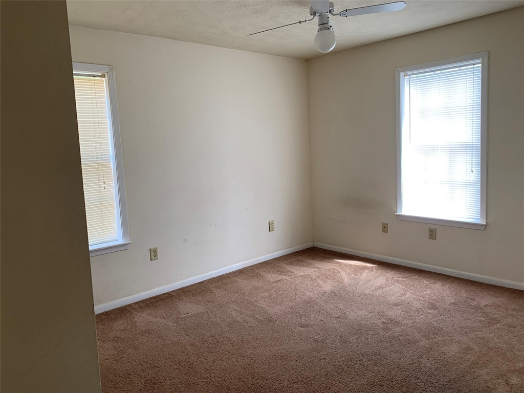 3901 College Main Street - Photo 23