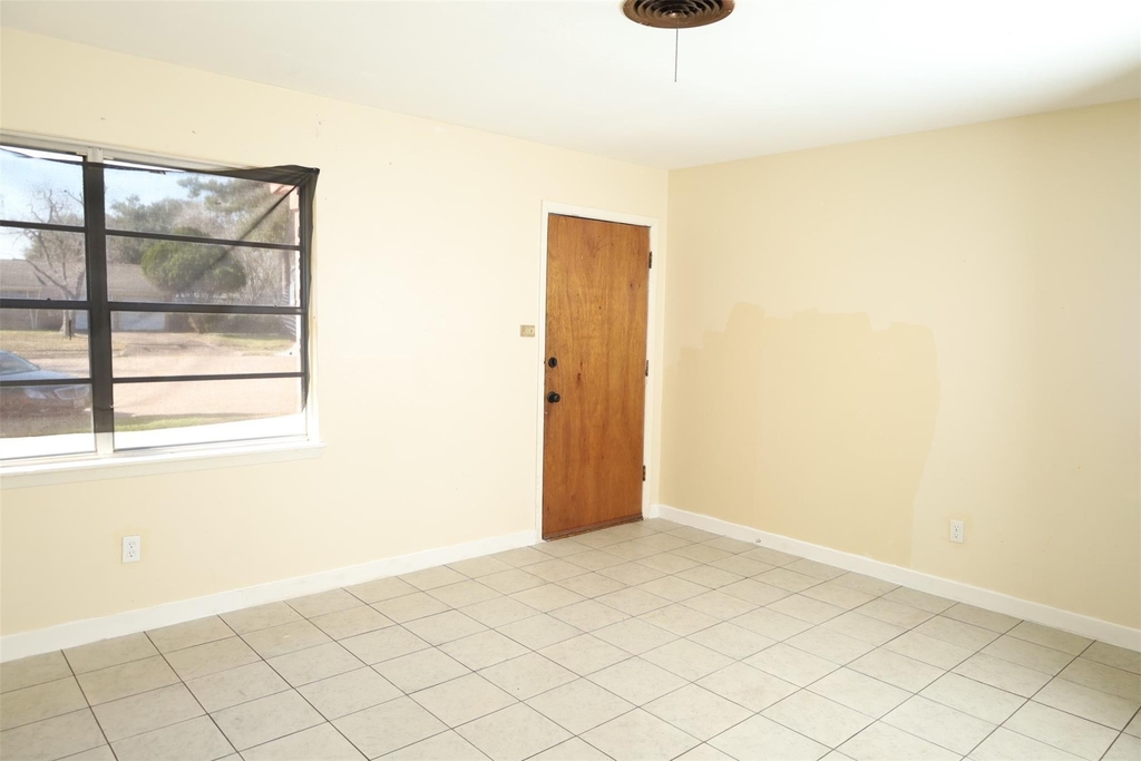 13207 Santa Teresa Road - Photo 5