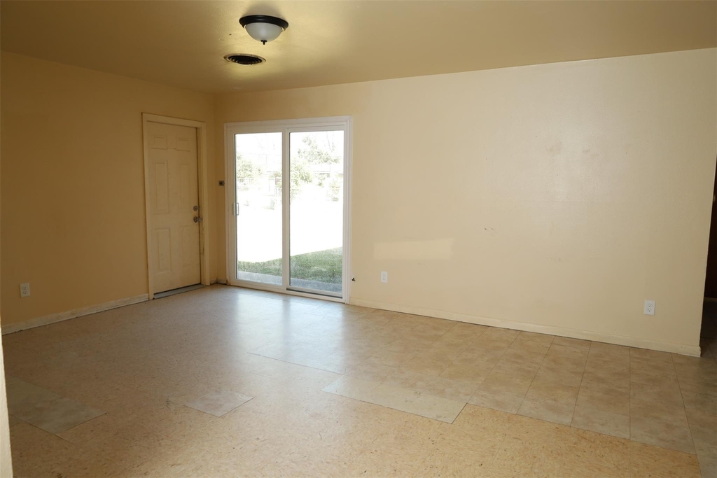 13207 Santa Teresa Road - Photo 7