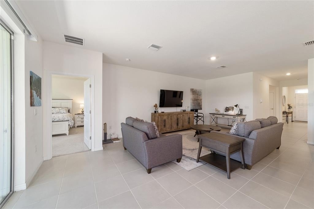 5252 Nw 46th Lane Road - Photo 10