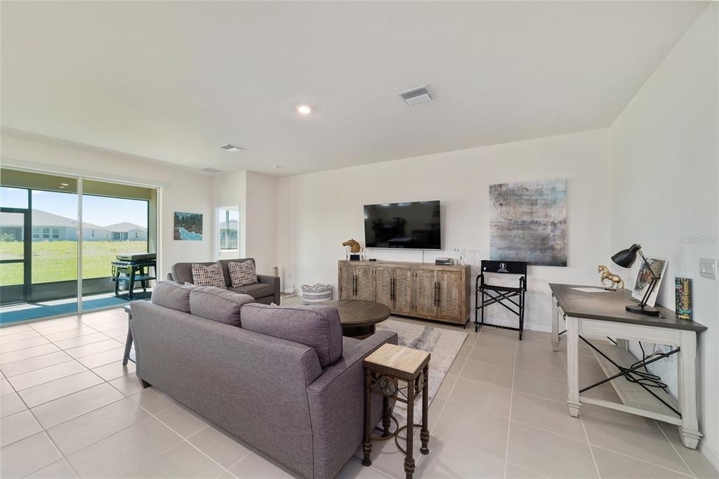 5252 Nw 46th Lane Road - Photo 8