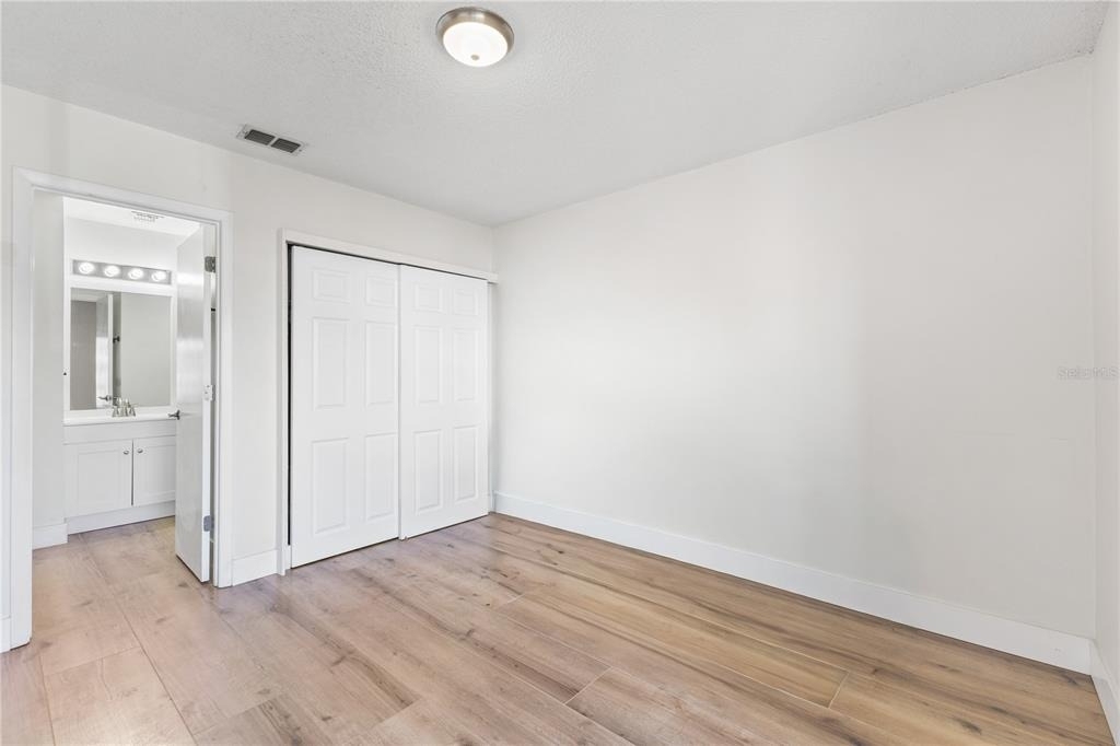 5606 Blue Shadows Court - Photo 11