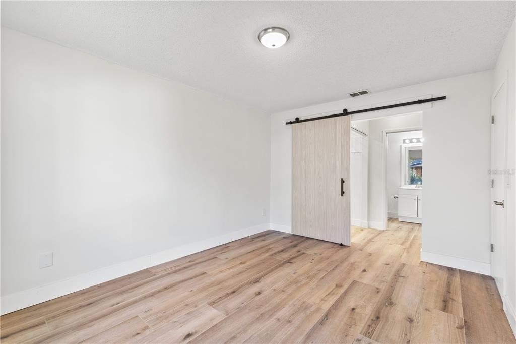 5606 Blue Shadows Court - Photo 19