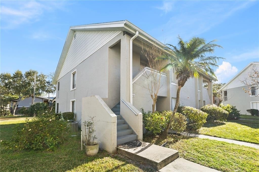 5606 Blue Shadows Court - Photo 0