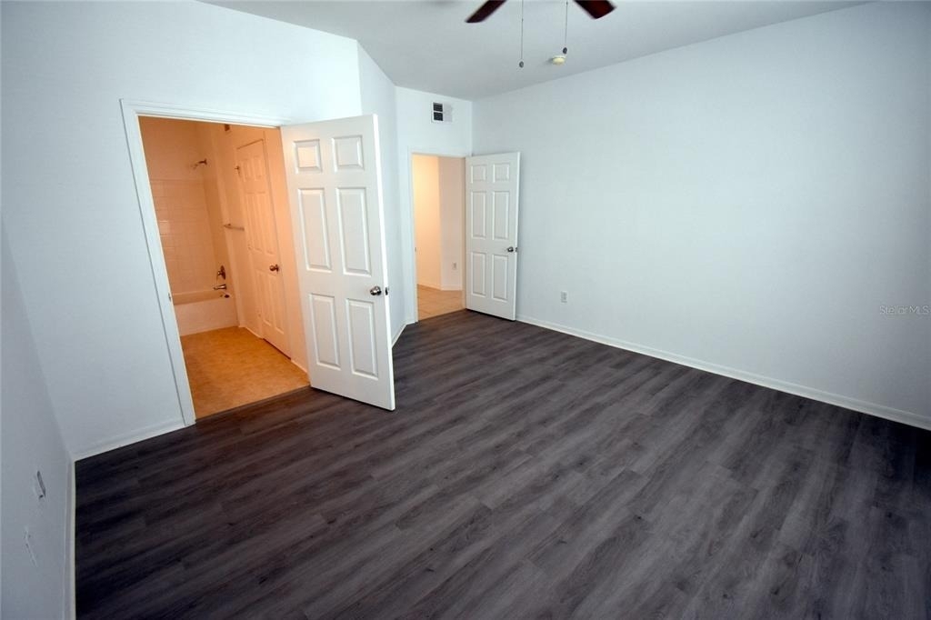 2000 Erving Circle - Photo 7