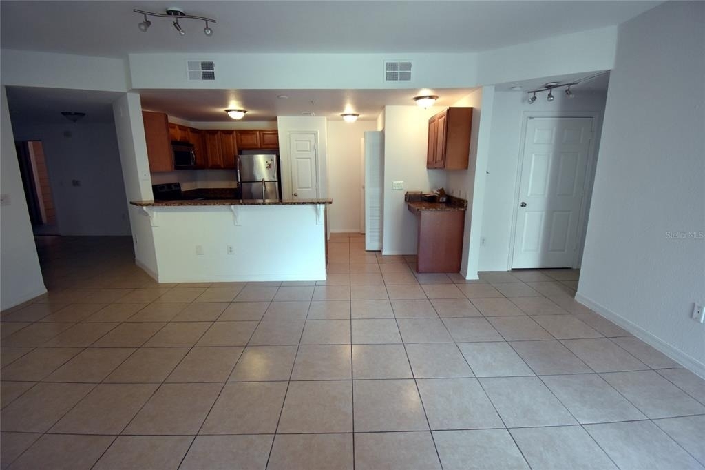 2000 Erving Circle - Photo 3