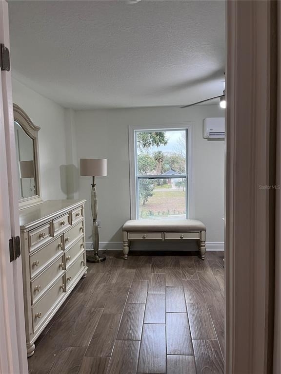 1147 E Mcdonald Avenue - Photo 6