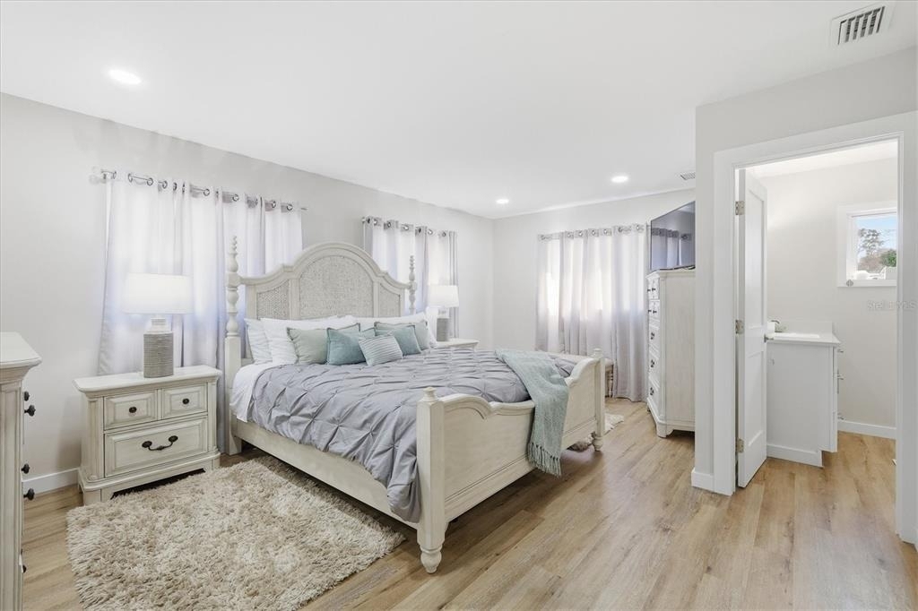 5247 Carmilfra Drive - Photo 15
