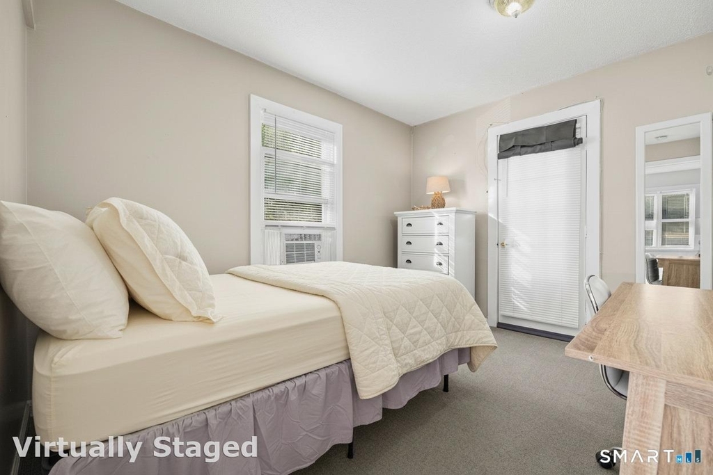 116 College Place - Photo 15