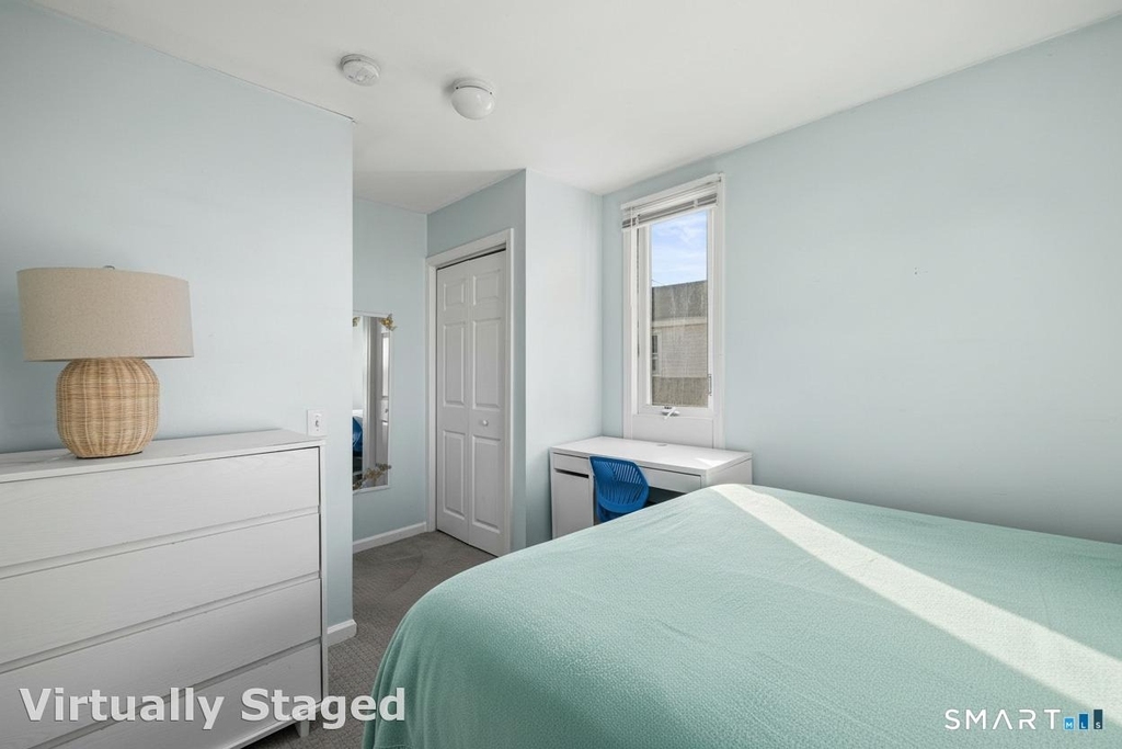 116 College Place - Photo 17