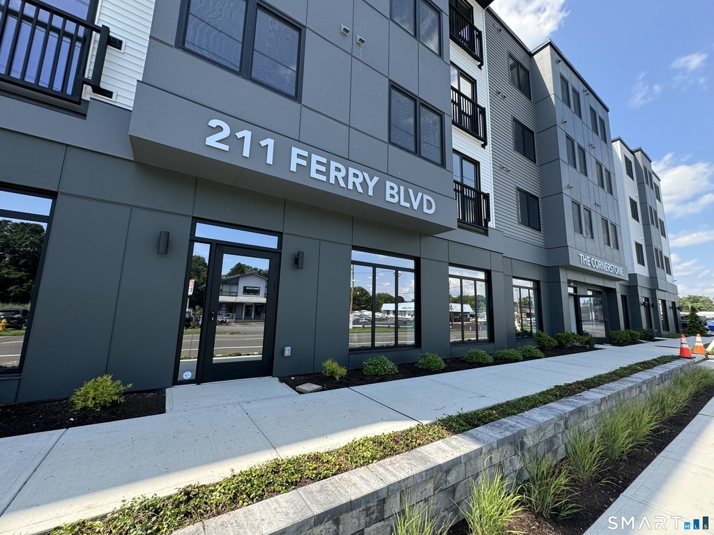 211 Ferry Boulevard - Photo 1