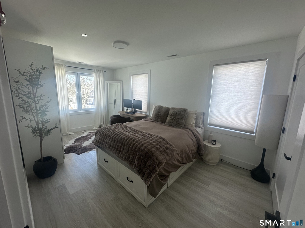 211 Ferry Boulevard - Photo 14