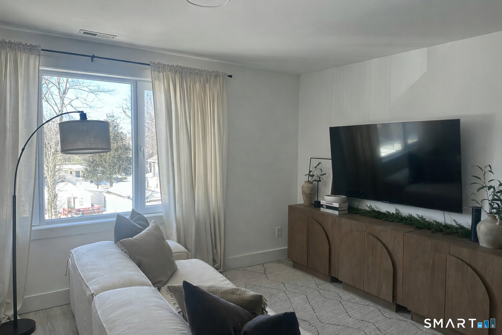 211 Ferry Boulevard - Photo 11