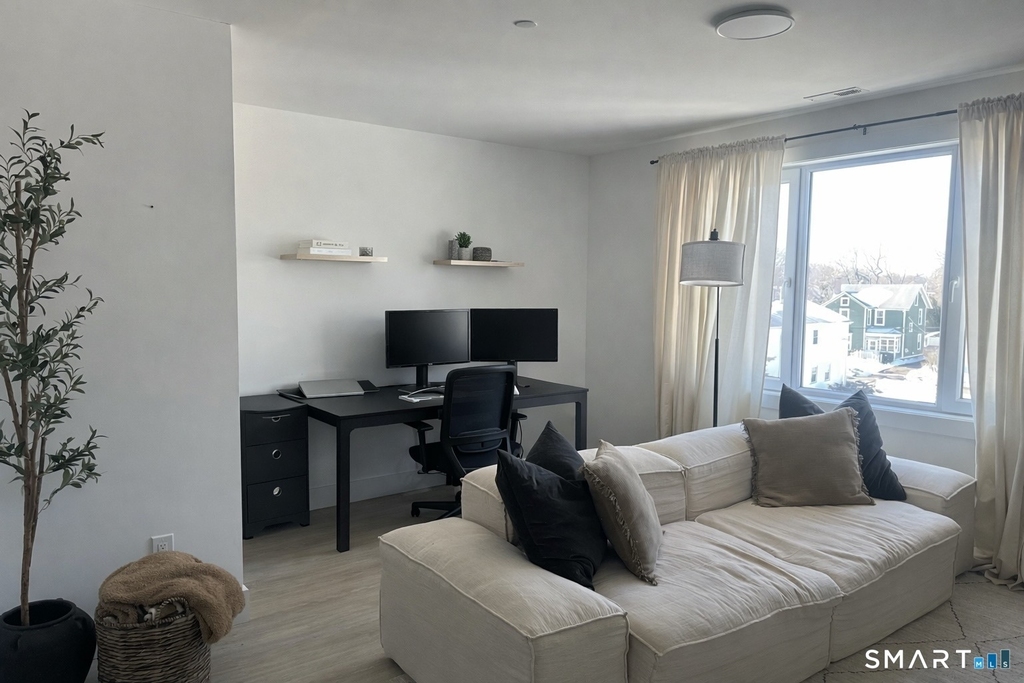 211 Ferry Boulevard - Photo 10
