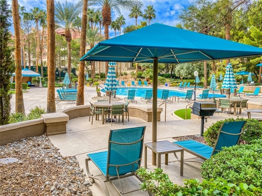 260 E Flamingo Road - Photo 4