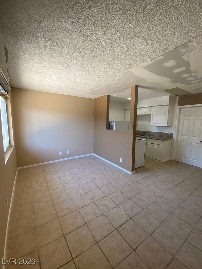 236 W Philadelphia Avenue - Photo 3